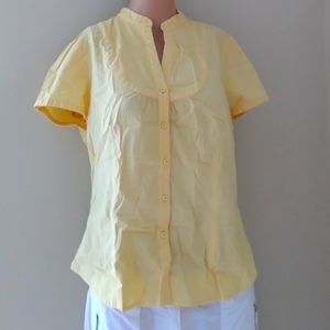 4/$20 Stretch women's button down shirt